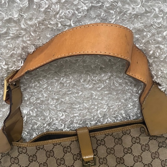 Vintage Gucci Jackie Bag Leather and Gold Hardware - Picture 4 of 16